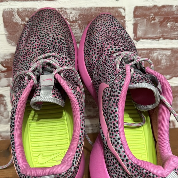 Nike Roshe Run Polka Dot Print Women’s Sz 6.5 - Picture 8 of 9
